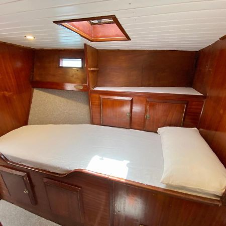 Fantastico Velero En Barcelona Hotell Sant Adria de Besos Eksteriør bilde